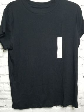 A.new day womens top size Xlarge short sleeve Crewneck NWT
